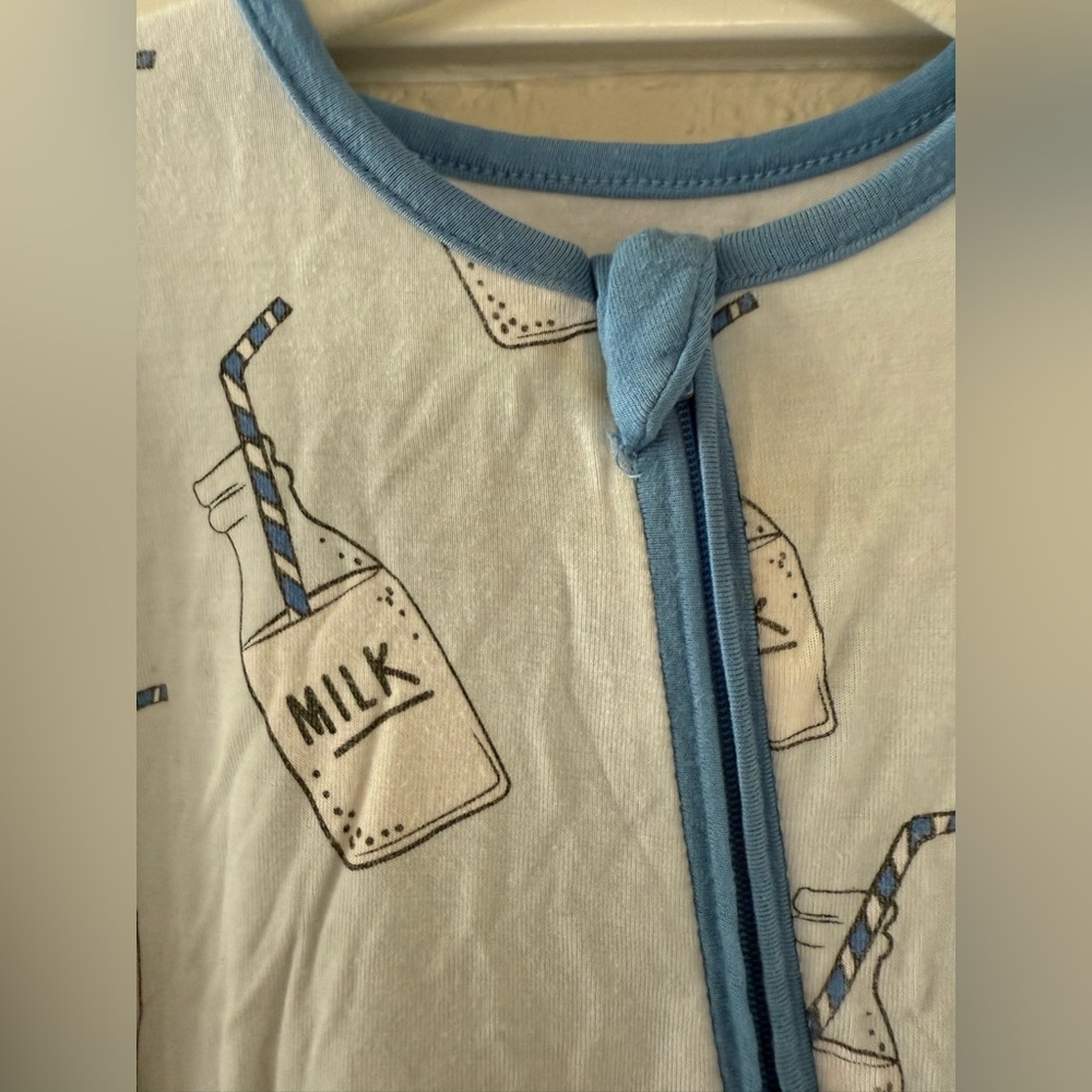 Mud pie Milk onesie (0-3m) - Picture 2 of 8